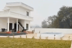 urban-farm-farmhouse-lawn-swimming-pool